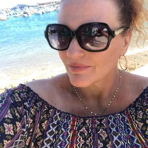 Meet your Posher, Paris